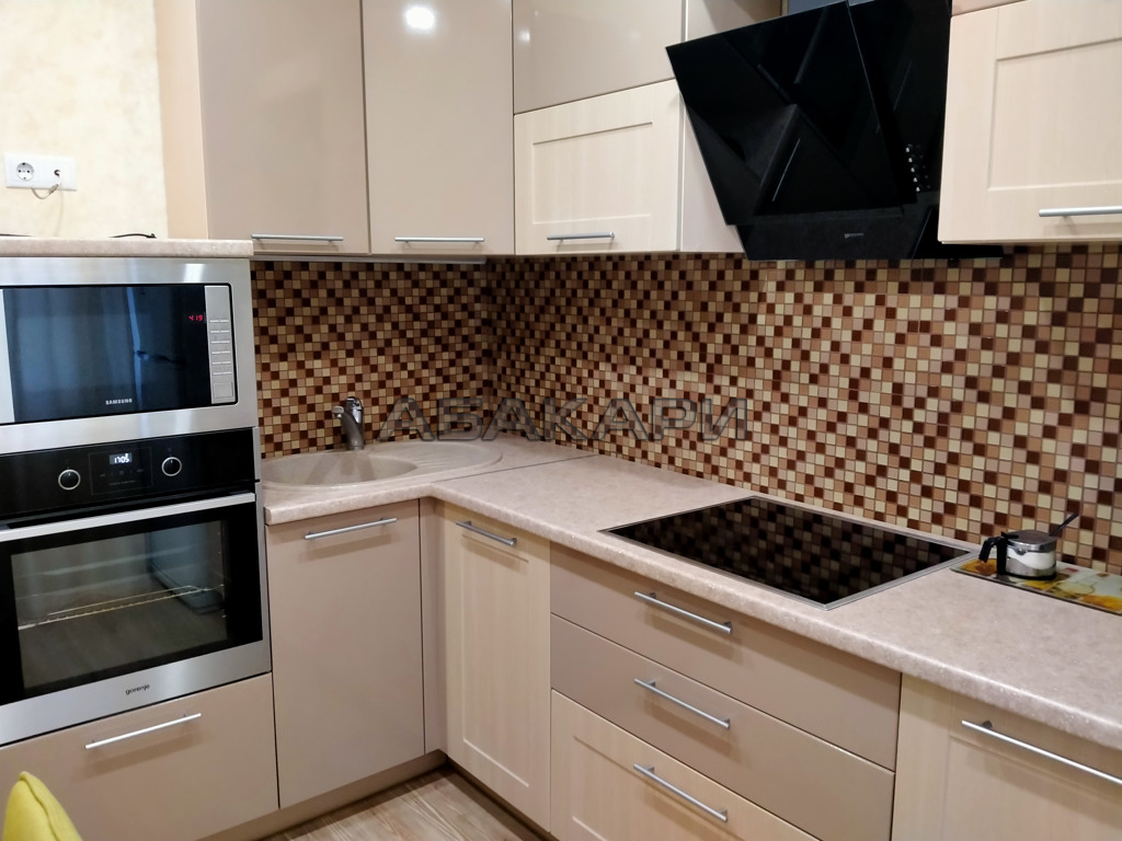 2-к квартира, улица Алексеева, 7 фото 1 2-к квартира, улица Алексеева, 7 фото 1