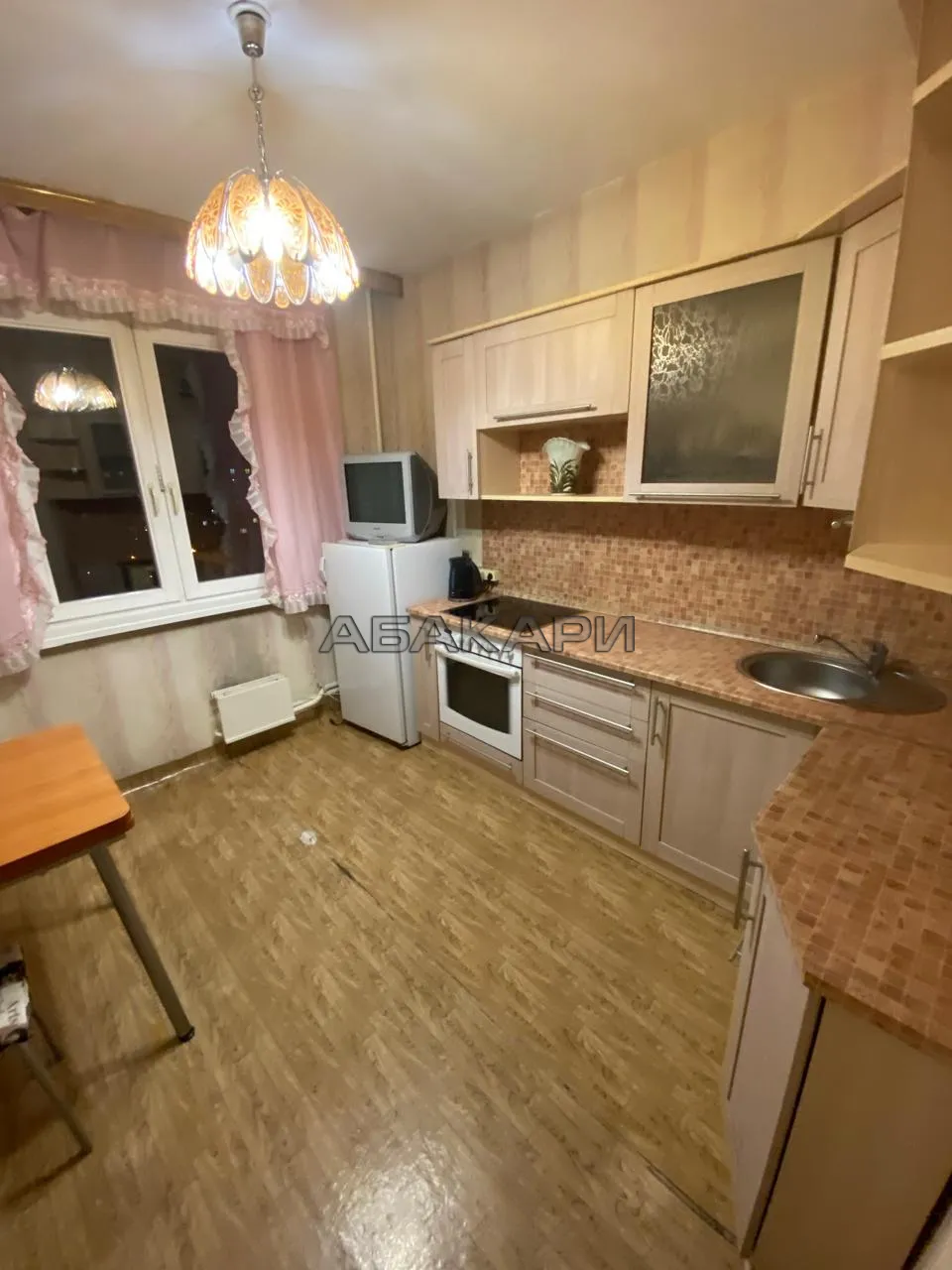 1-комнатная улица Кравченко, 2  за 35000 руб/мес фото 1