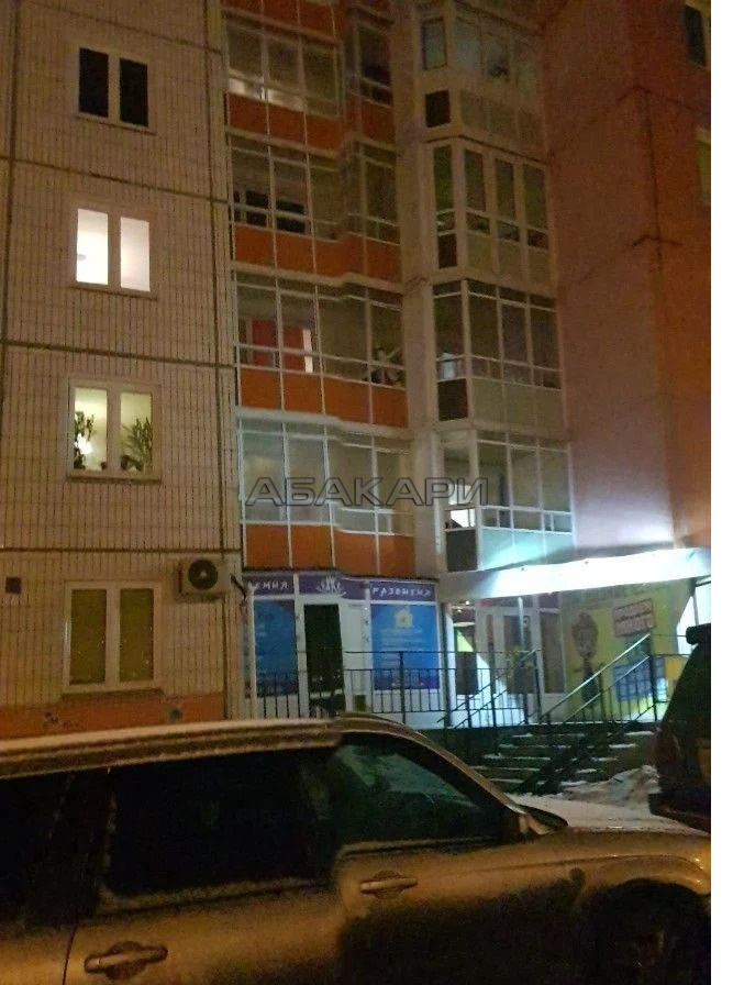 3-комнатная улица Дмитрия Мартынова, 31  за 26000 руб/мес фото 10