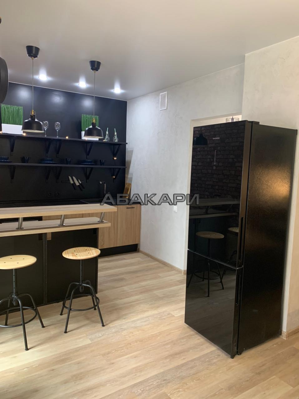 студия улица Алексеева, 46  за 40000 руб/мес фото 1