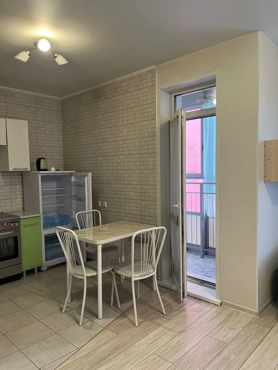 студия улица Алексеева, 46 за 32000 руб/мес фото 2 студия улица Алексеева, 46 за 32000 руб/мес фото 2