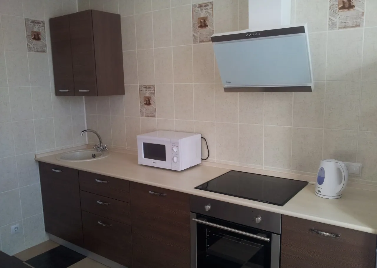 1-комнатная улица Алексеева, 50  за 35000 руб/мес фото 2