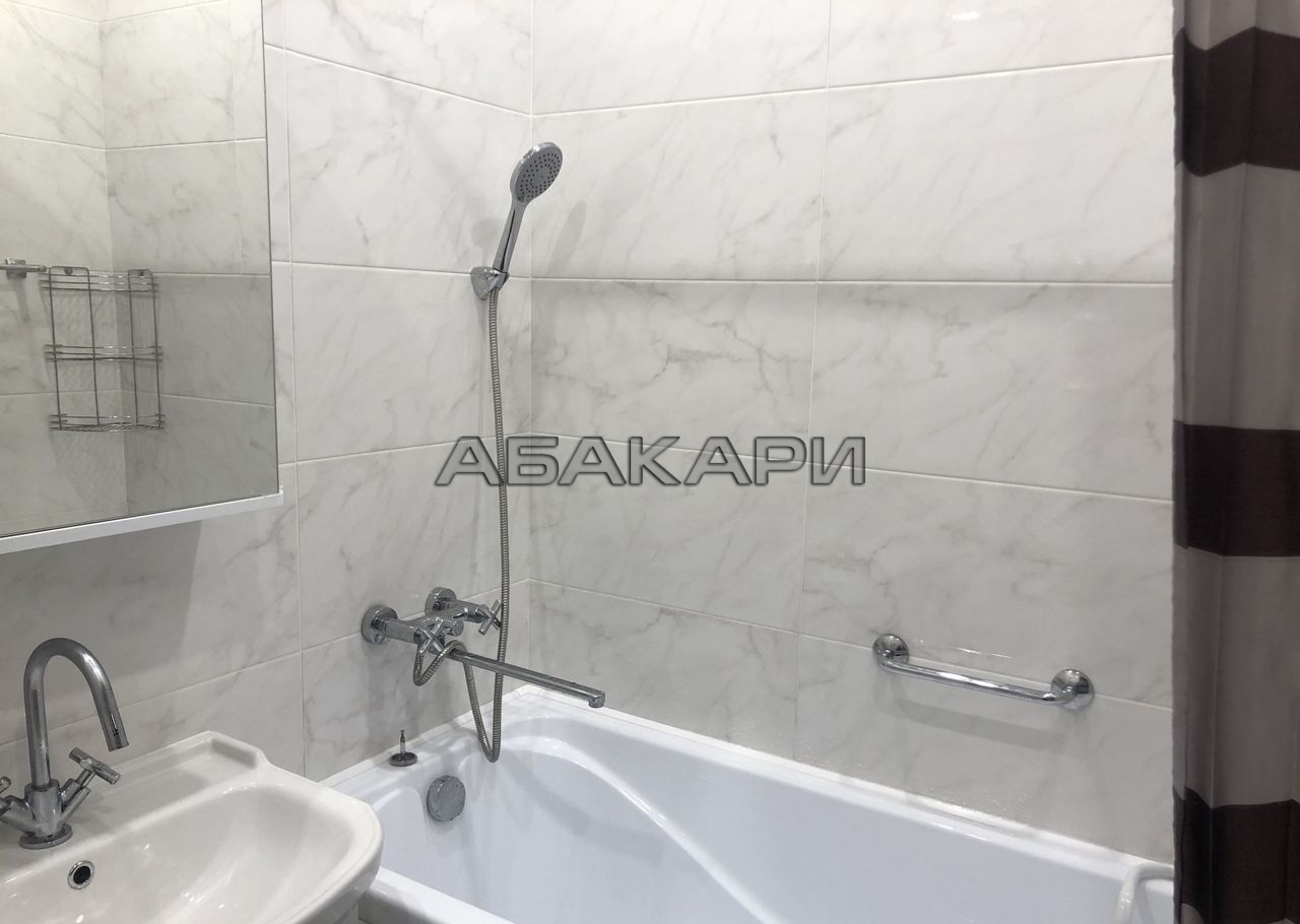 1-комнатная Апрельская улица, 4  за 22000 руб/мес фото 6
