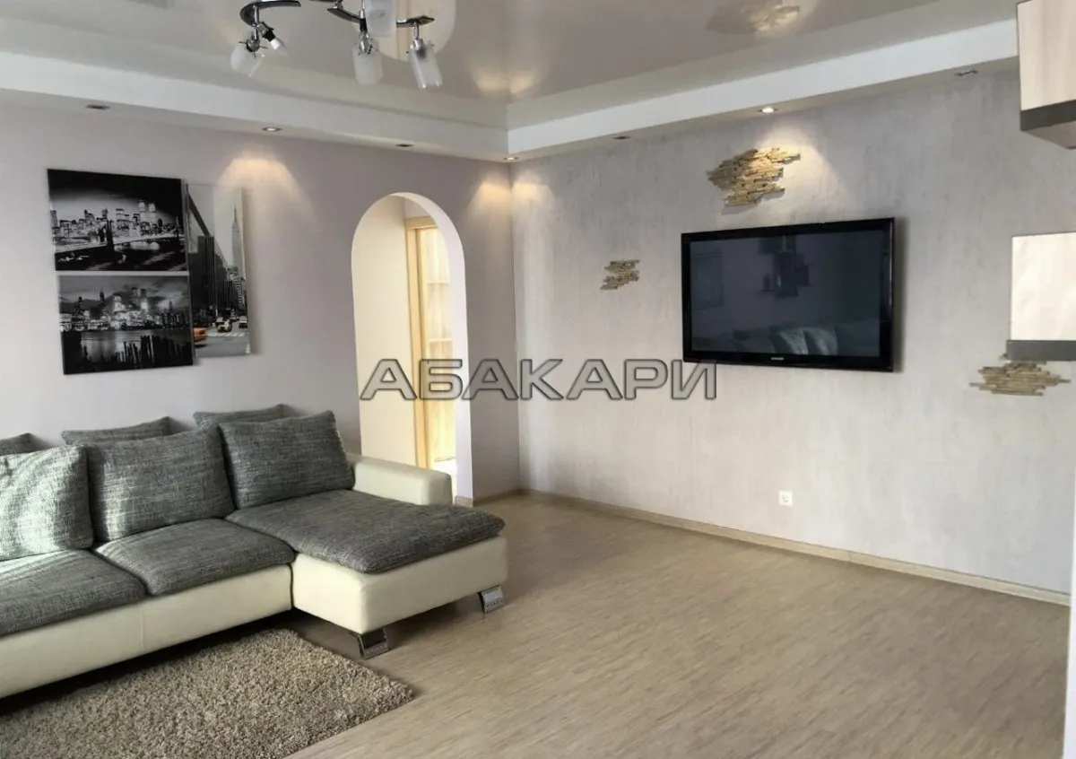 3-комнатная улица Алексеева, 25  за 50000 руб/мес фото 4