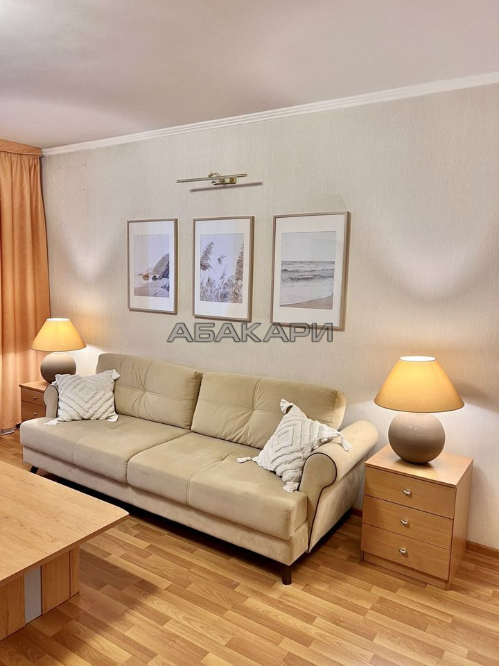 2-комнатная улица Авиаторов, 44  за 45000 руб/мес фото 1