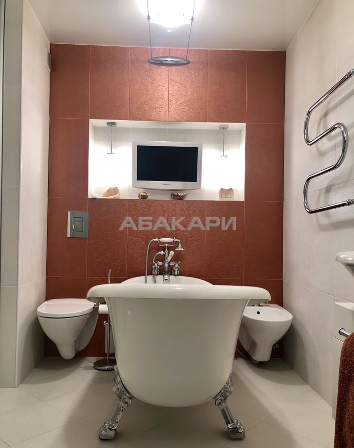 3-комнатная улица Кравченко, 8  за 60000 руб/мес фото 4