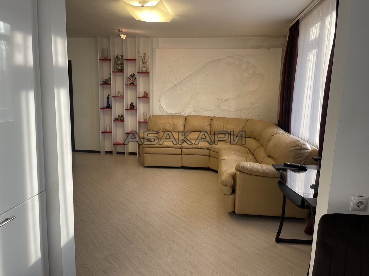 2-комнатная улица Алексеева, 27  за 50000 руб/мес фото 2