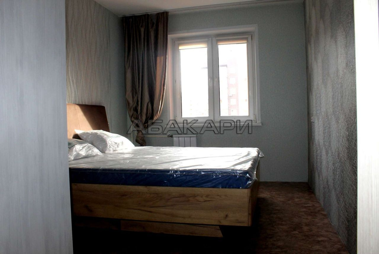 3-комнатная улица Чернышевского, 122  за 35000 руб/мес фото 1