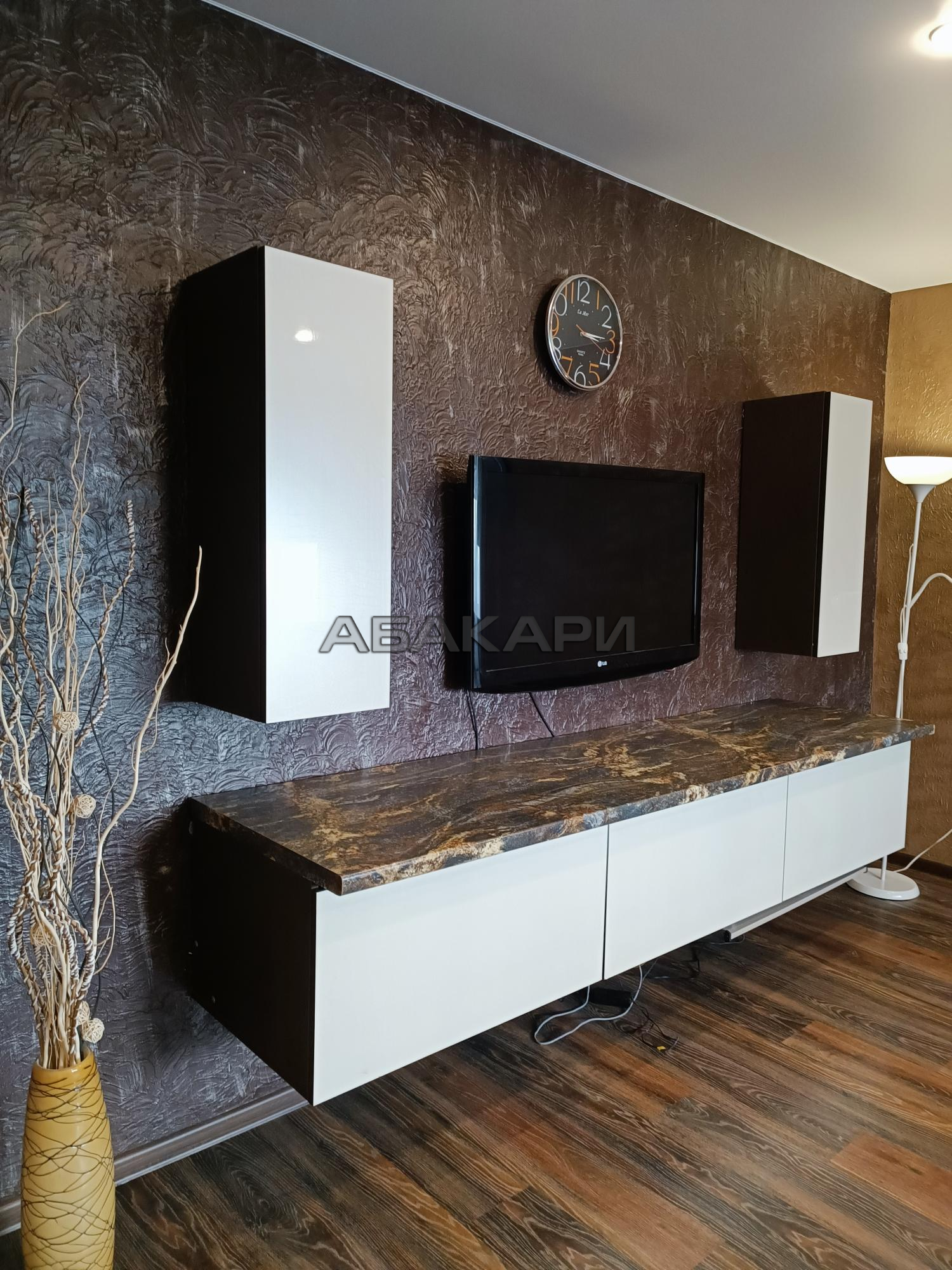 2-комнатная улица Каратанова, 4  за 34000 руб/мес фото 3