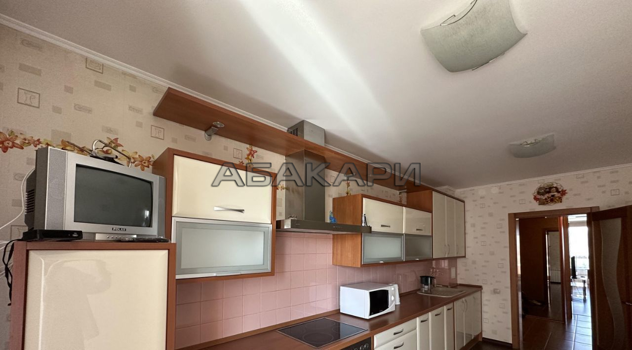 2-комнатная Красная площадь, 9А  за 60000 руб/мес фото 3