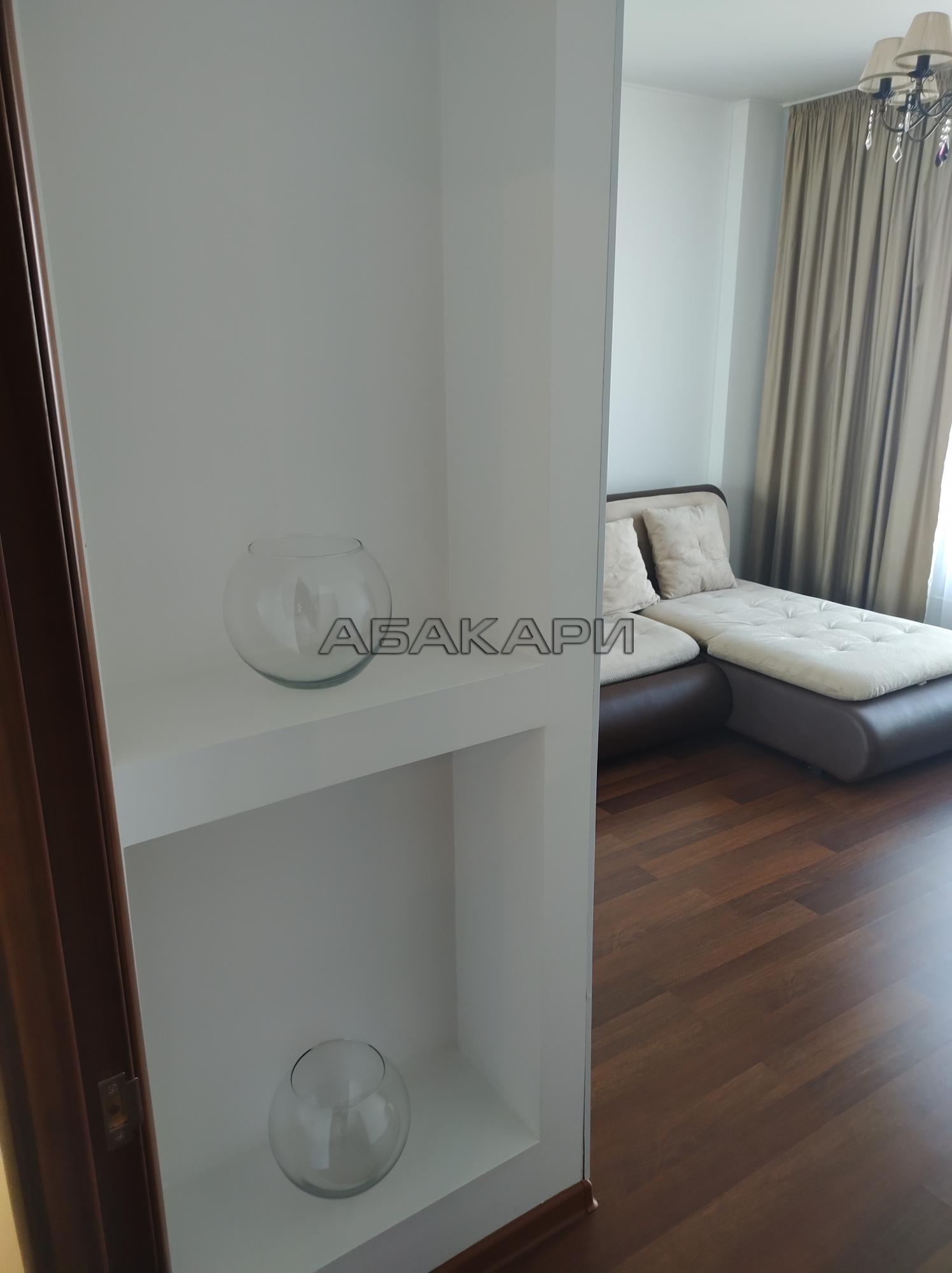 3-комнатная улица Авиаторов, 39  за 60000 руб/мес фото 1