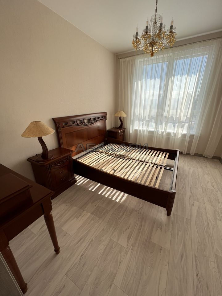2-комнатная Октябрьская улица, 16  за 60000 руб/мес фото 7