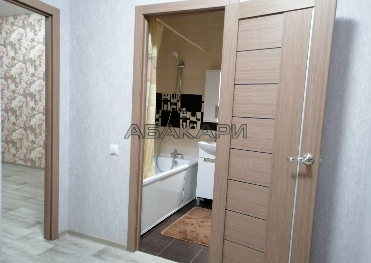 3-комнатная улица Петра Ломако, 6  за 54000 руб/мес фото 10
