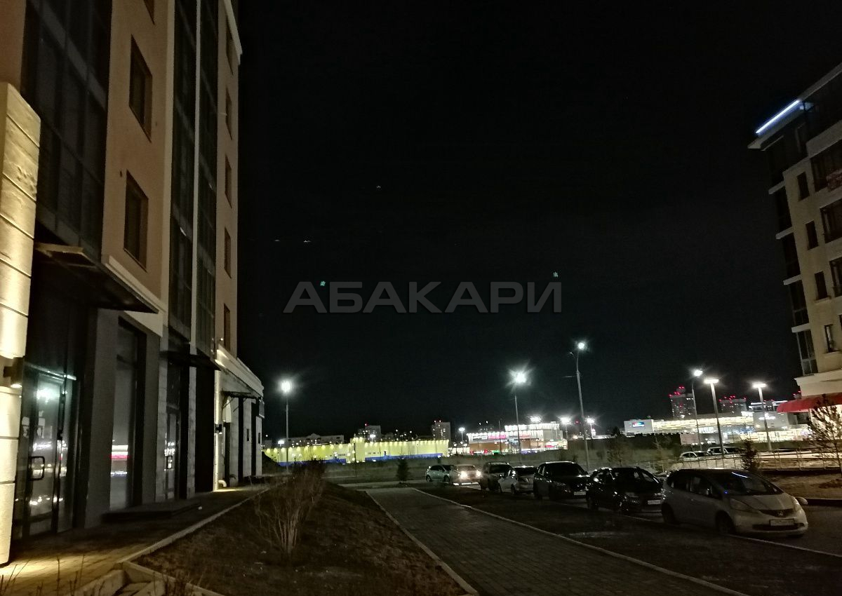 3-комнатная улица Петра Ломако, 6  за 54000 руб/мес фото 14