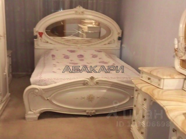 3-комнатная улица Мичурина, 43  за 65000 руб/мес фото 1