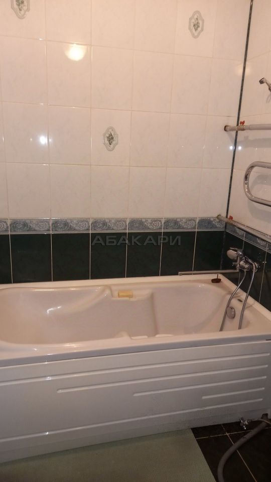 3-комнатная улица Мичурина, 43  за 65000 руб/мес фото 4