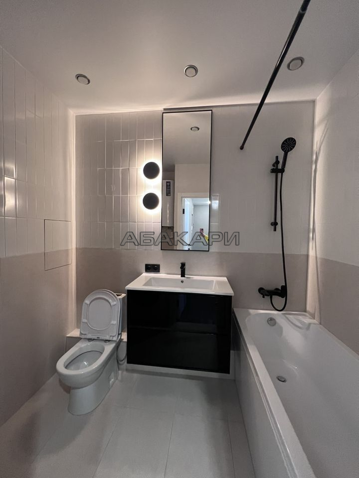 3-комнатная улица Ленина, 221  за 65000 руб/мес фото 9