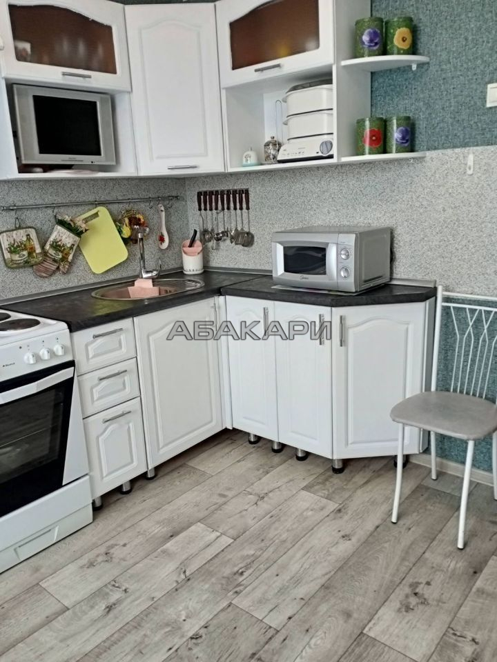 1-комнатная улица 60 лет Октября, 80А  за 25000 руб/мес фото 1