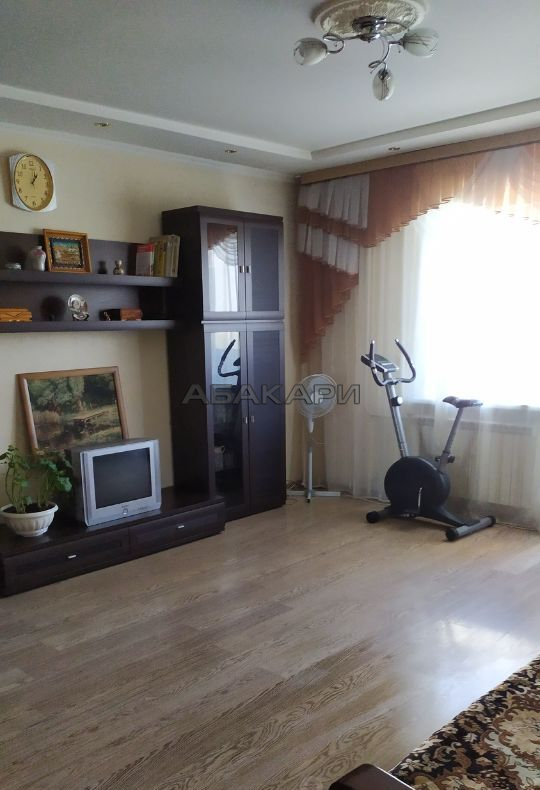 3-комнатная Краснодарская улица, 7  за 33000 руб/мес фото 1