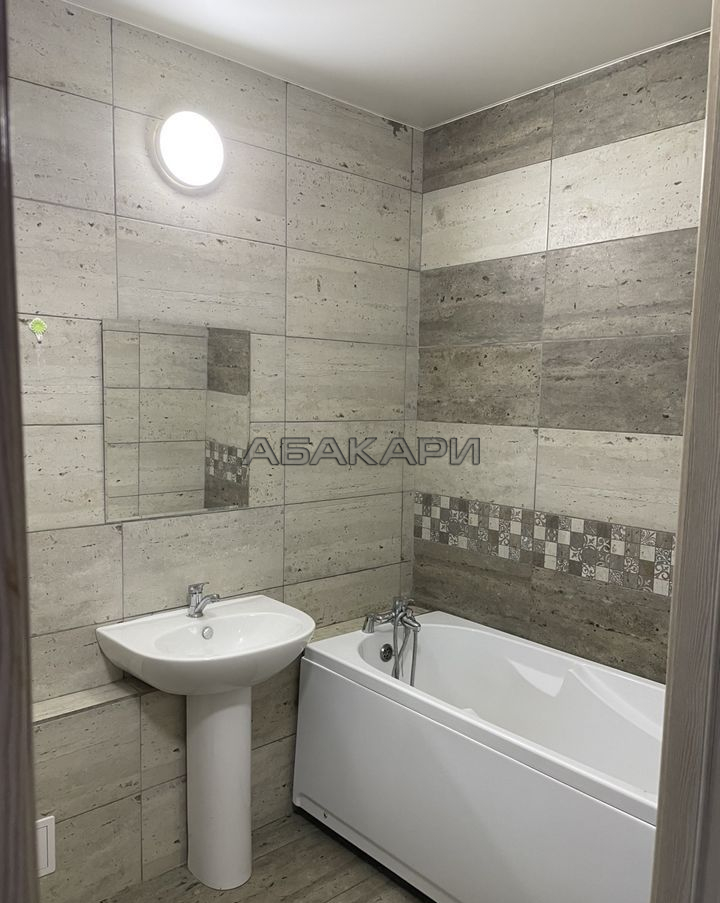 1-комнатная улица Петра Ломако, 14  за 27000 руб/мес фото 9