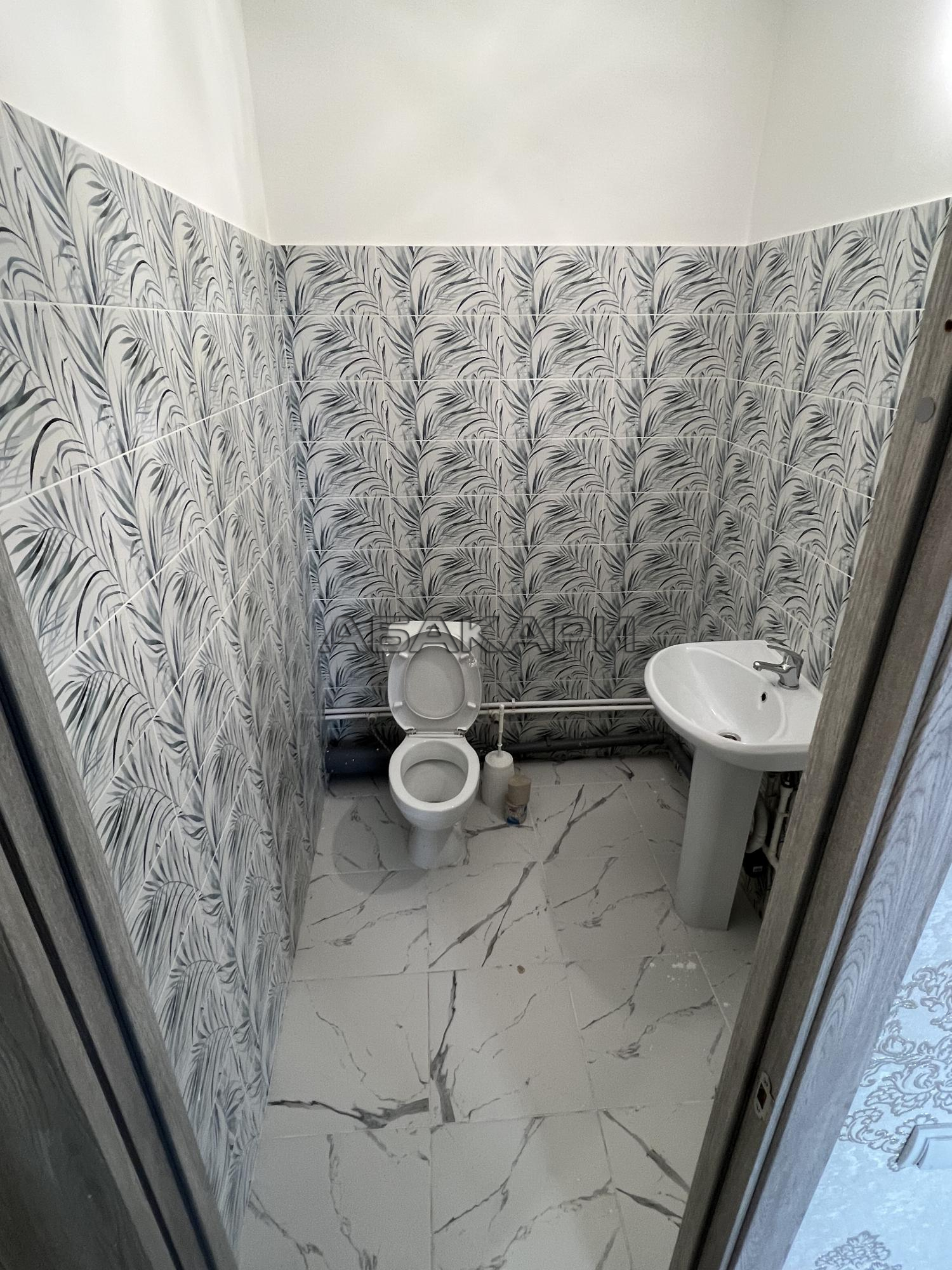 3-комнатная улица Авиаторов, 43  за 40000 руб/мес фото 7