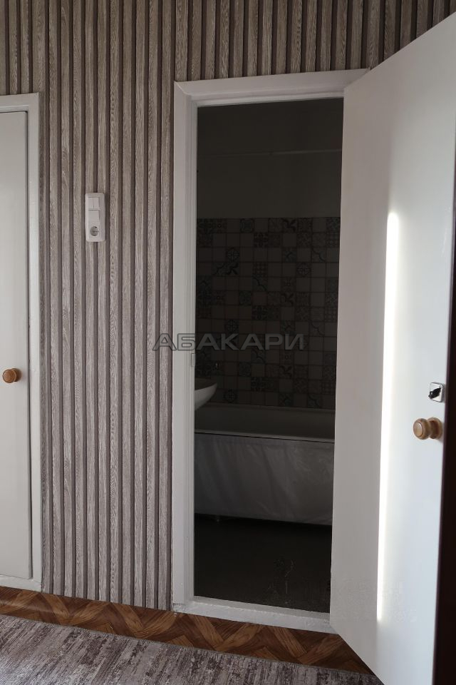 3-комнатная улица Воронова, 39А  за 40000 руб/мес фото 11