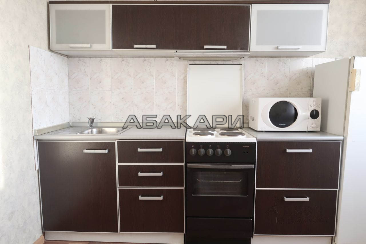 3-комнатная улица Воронова, 39А  за 40000 руб/мес фото 1