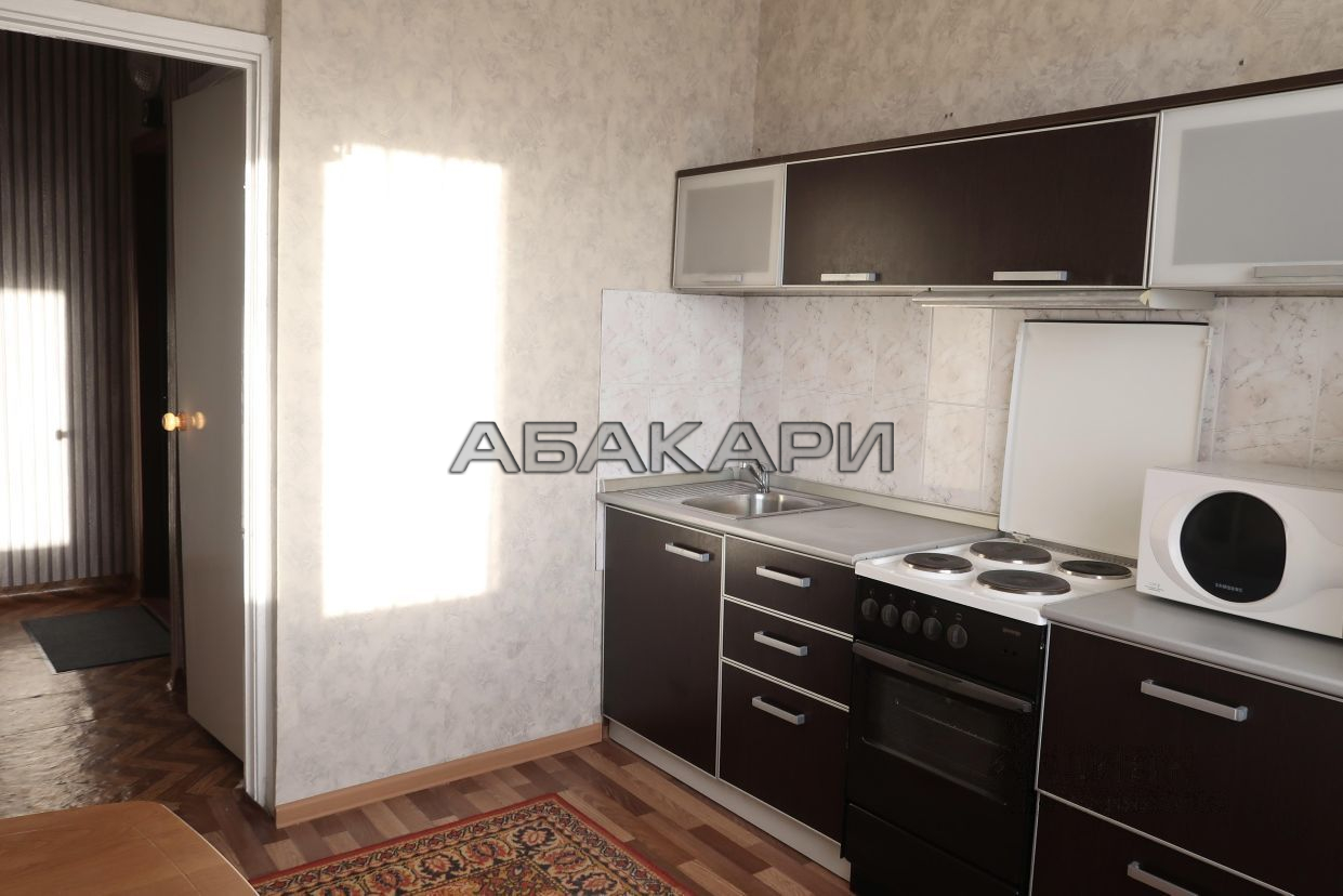 3-комнатная улица Воронова, 39А  за 40000 руб/мес фото 3