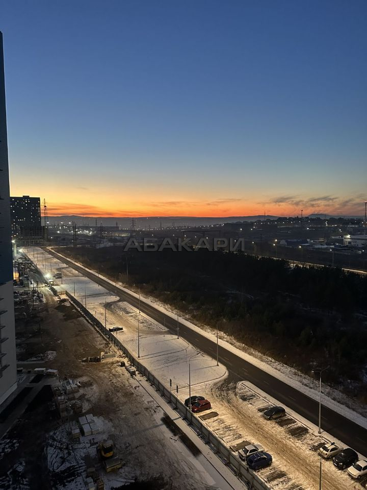 3-комнатная улица Петра Подзолкова, 24  за 42000 руб/мес фото 8