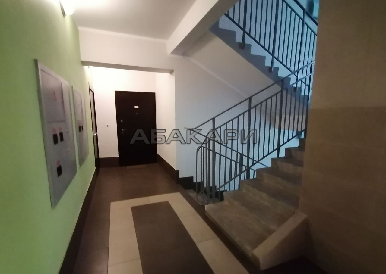 1-комнатная Апрельская улица, 4  за 32000 руб/мес фото 2