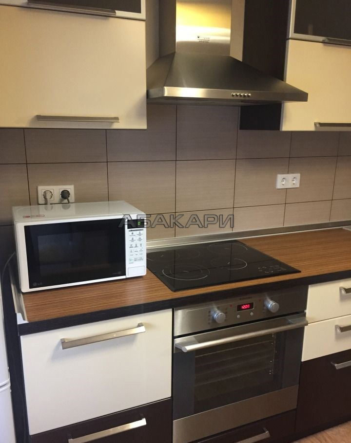 1-комнатная улица Маерчака, 42  за 24000 руб/мес фото 1