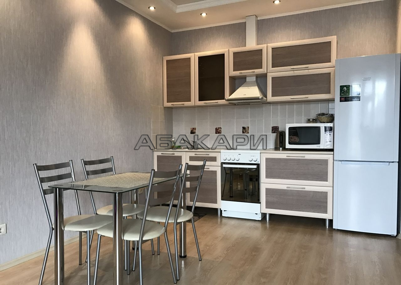 1-комнатная улица Михаила Годенко, 7  за 32000 руб/мес фото 1
