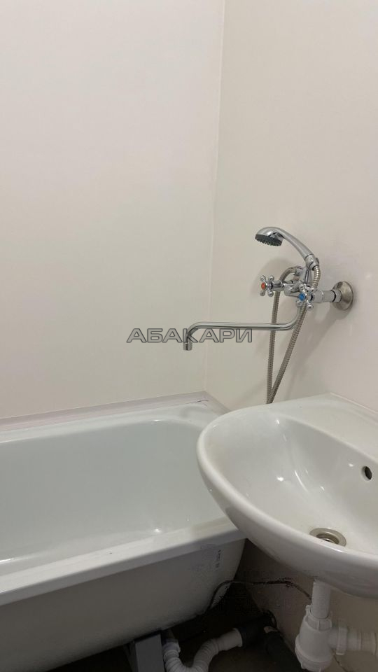 2-комнатная Крайняя улица, 10  за 22000 руб/мес фото 9
