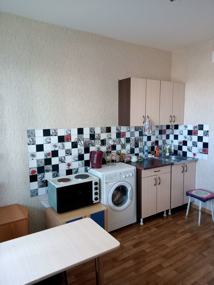 1-комнатная улица Александра Матросова, 32  за 23000 руб/мес фото 7