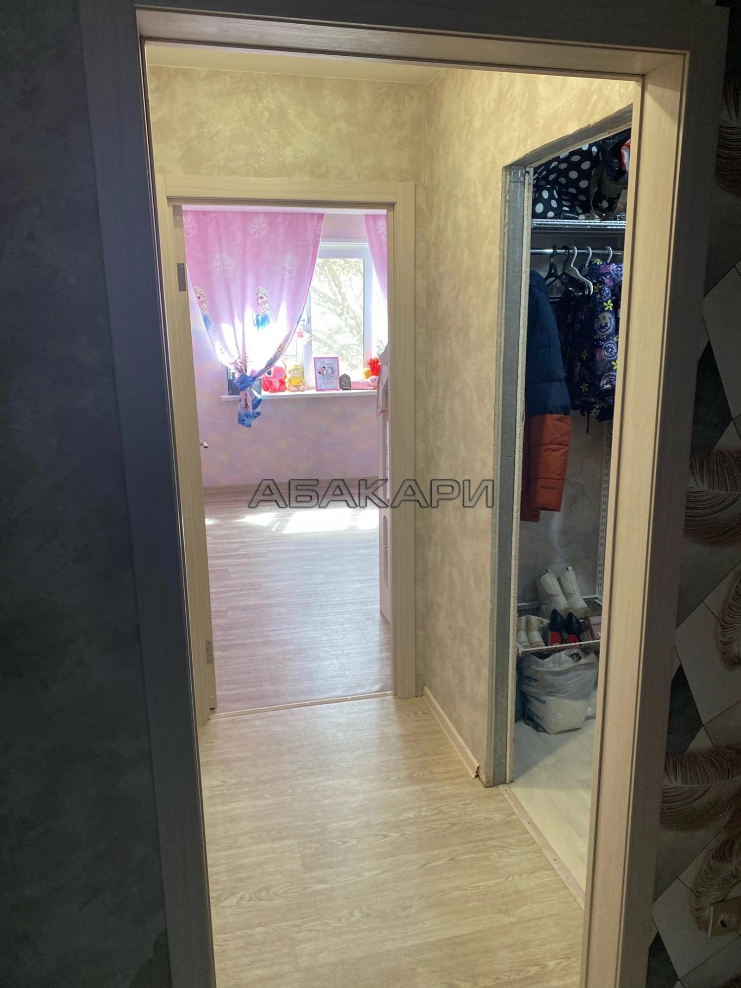 3-комнатная улица Комбайностроителей, 1  за 28000 руб/мес фото 5
