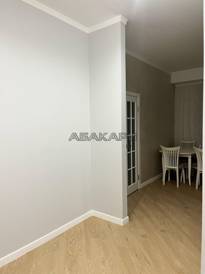 3-комнатная Живописная улица, 1/3  за 95000 руб/мес фото 2