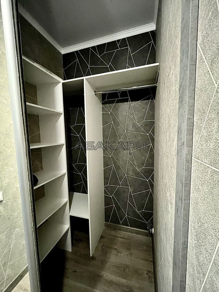 1-комнатная Октябрьская улица, 16  за 50000 руб/мес фото 4