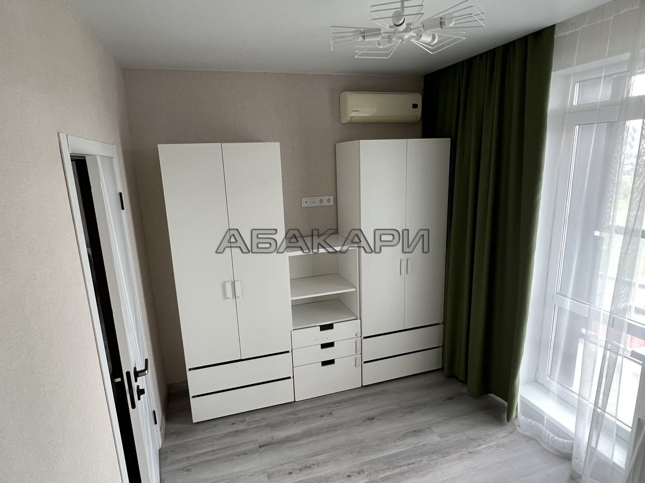 1-комнатная улица Петра Ломако, 1  за 40000 руб/мес фото 8