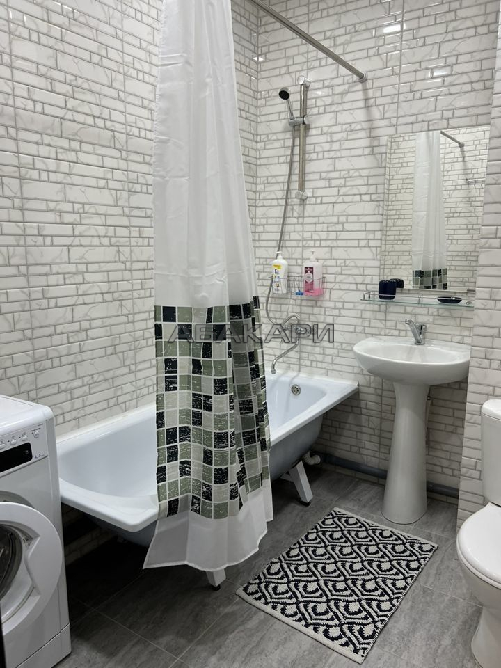 студия улица Петра Подзолкова, 26  за 32000 руб/мес фото 16