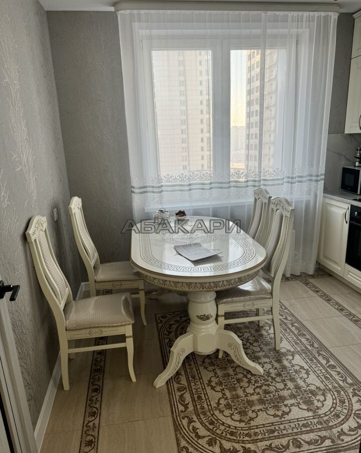 2-комнатная улица 9 Мая, 83  за 55000 руб/мес фото 3
