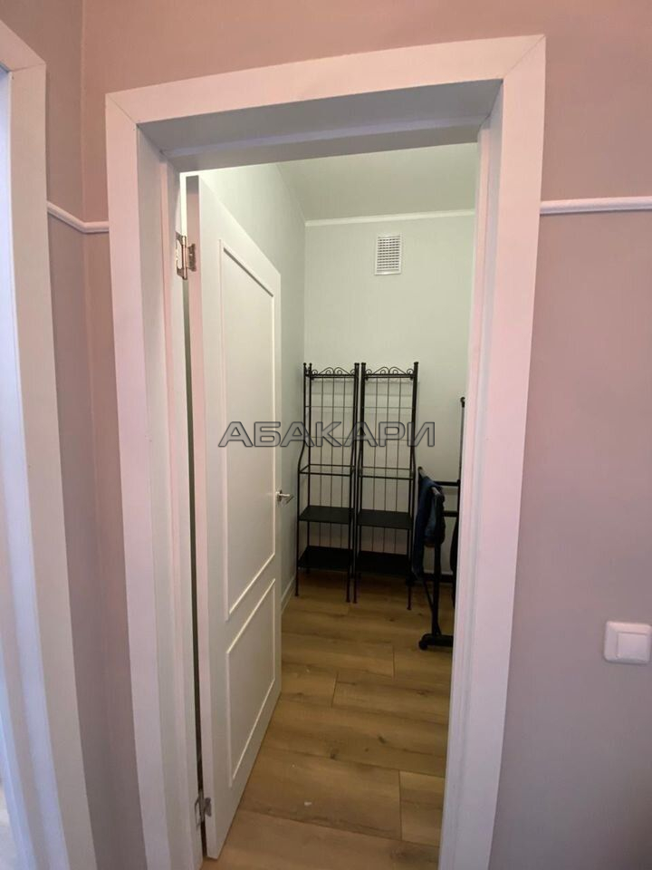 1-комнатная Линейная улица, 122  за 33000 руб/мес фото 8