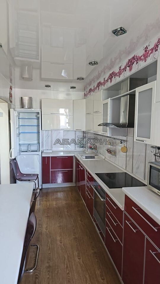 1-комнатная улица Микуцкого, 3  за 26000 руб/мес фото 1
