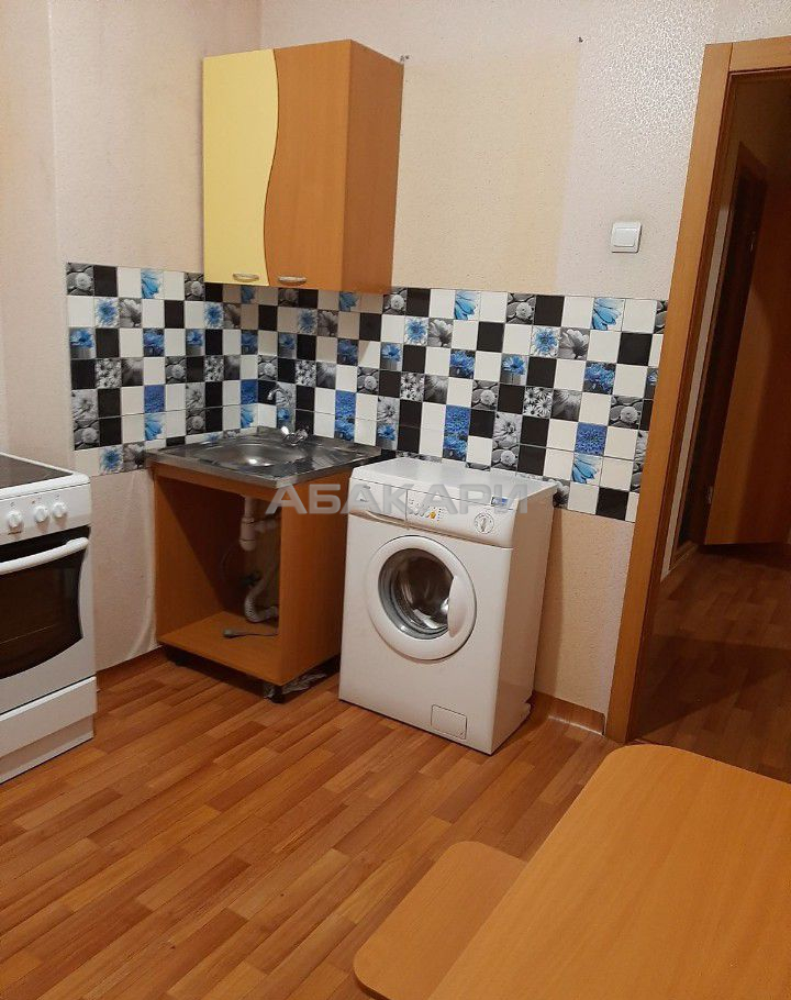 1-комнатная улица Михаила Годенко, 1  за 25000 руб/мес фото 1