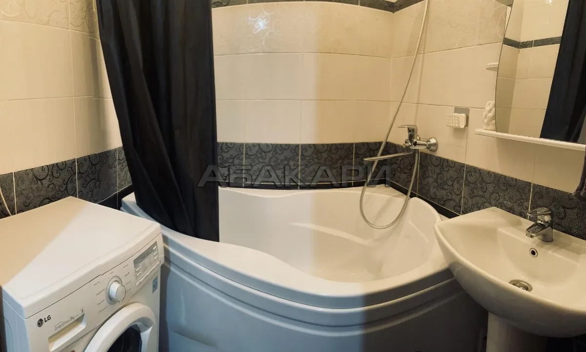 2-комнатная улица Алексеева, 5  за 45000 руб/мес фото 9
