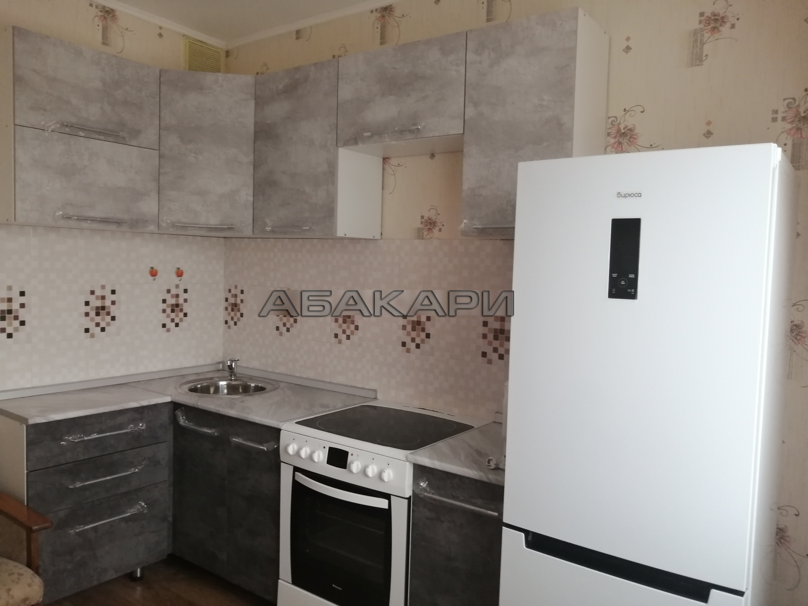 1-комнатная Свердловская улица, 129  за 24000 руб/мес фото 1