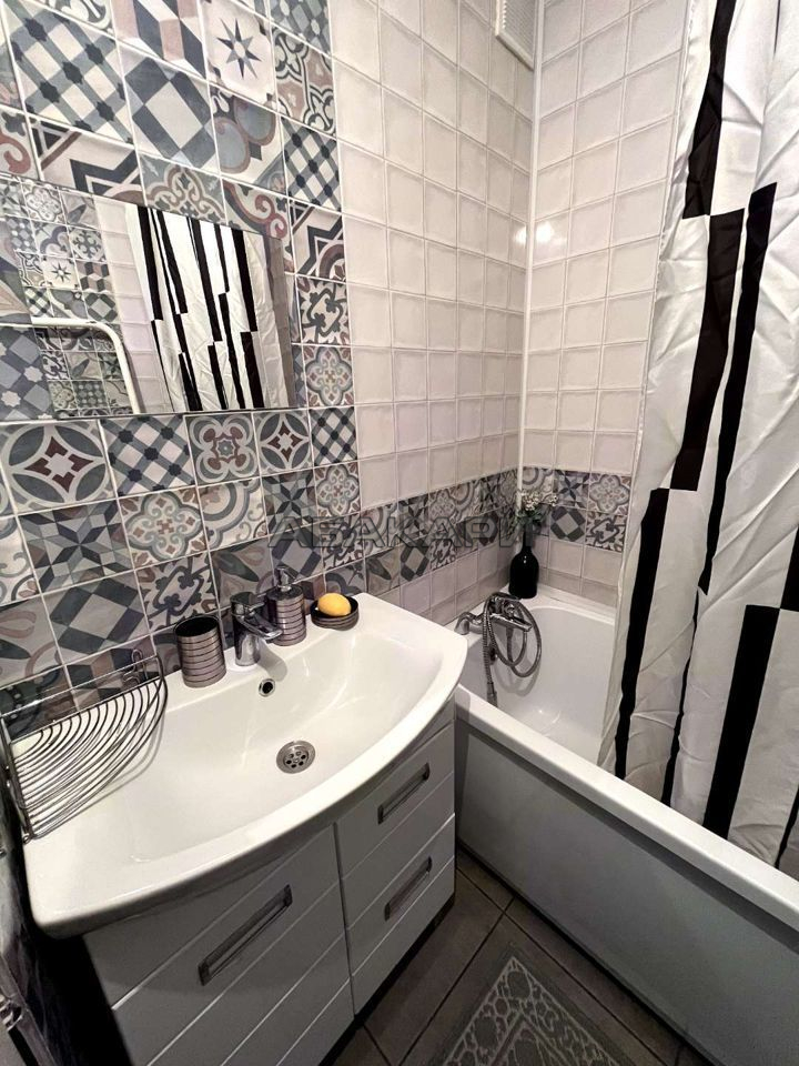 1-комнатная улица Батурина, 5Д  за 34000 руб/мес фото 7