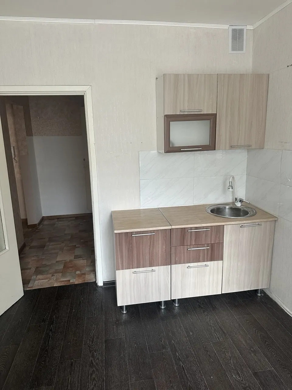 1-комнатная улица Молокова, 40  за 25000 руб/мес фото 1