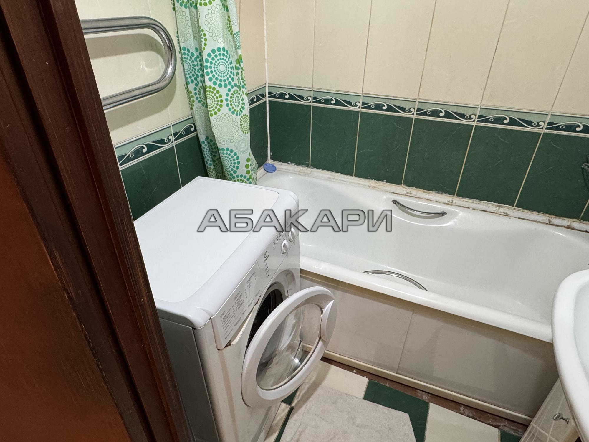 3-комнатная улица 26 Бакинских Комиссаров, 26А  за 35000 руб/мес фото 7