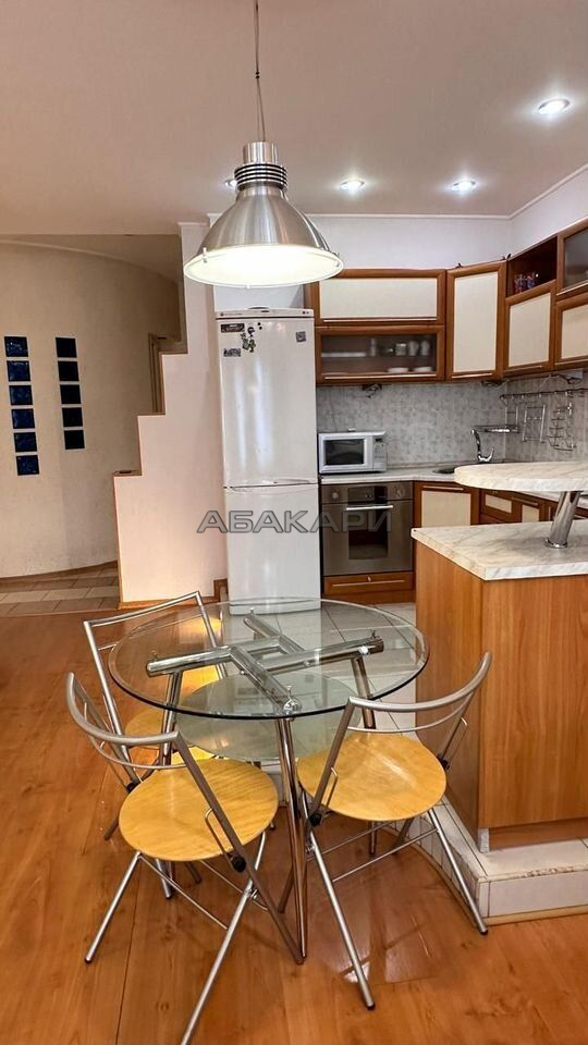 3-комнатная Взлётная улица, 26Б  за 70000 руб/мес фото 2