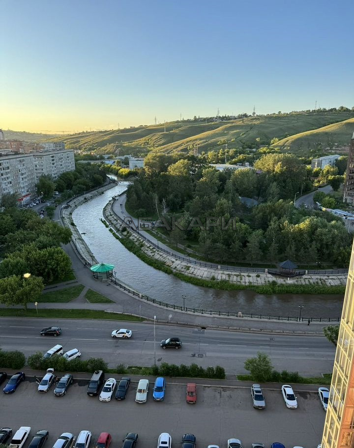 3-комнатная улица Республики, 37А  за 90000 руб/мес фото 8